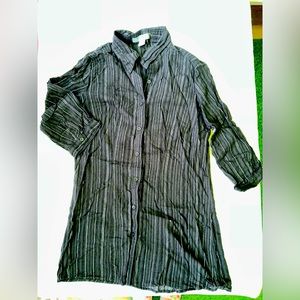 Beechers Brook | long black top blouse with silver lines | size S